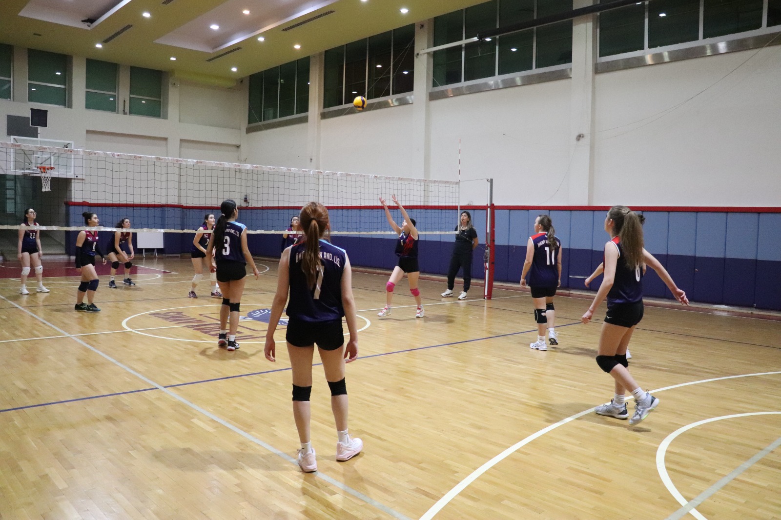 SPOR KARŞILAŞMASI