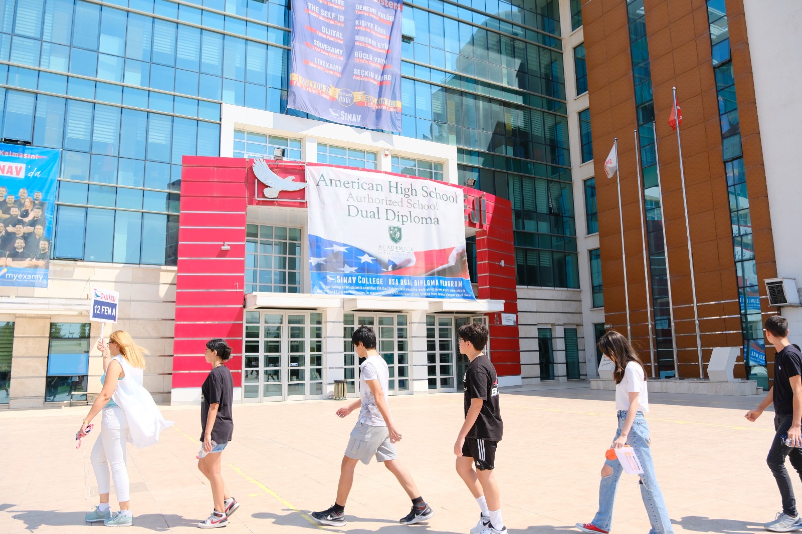 AMERİKA ULUSLARARASI LİSE ÇİFT DİPLOMA PROGRAMI