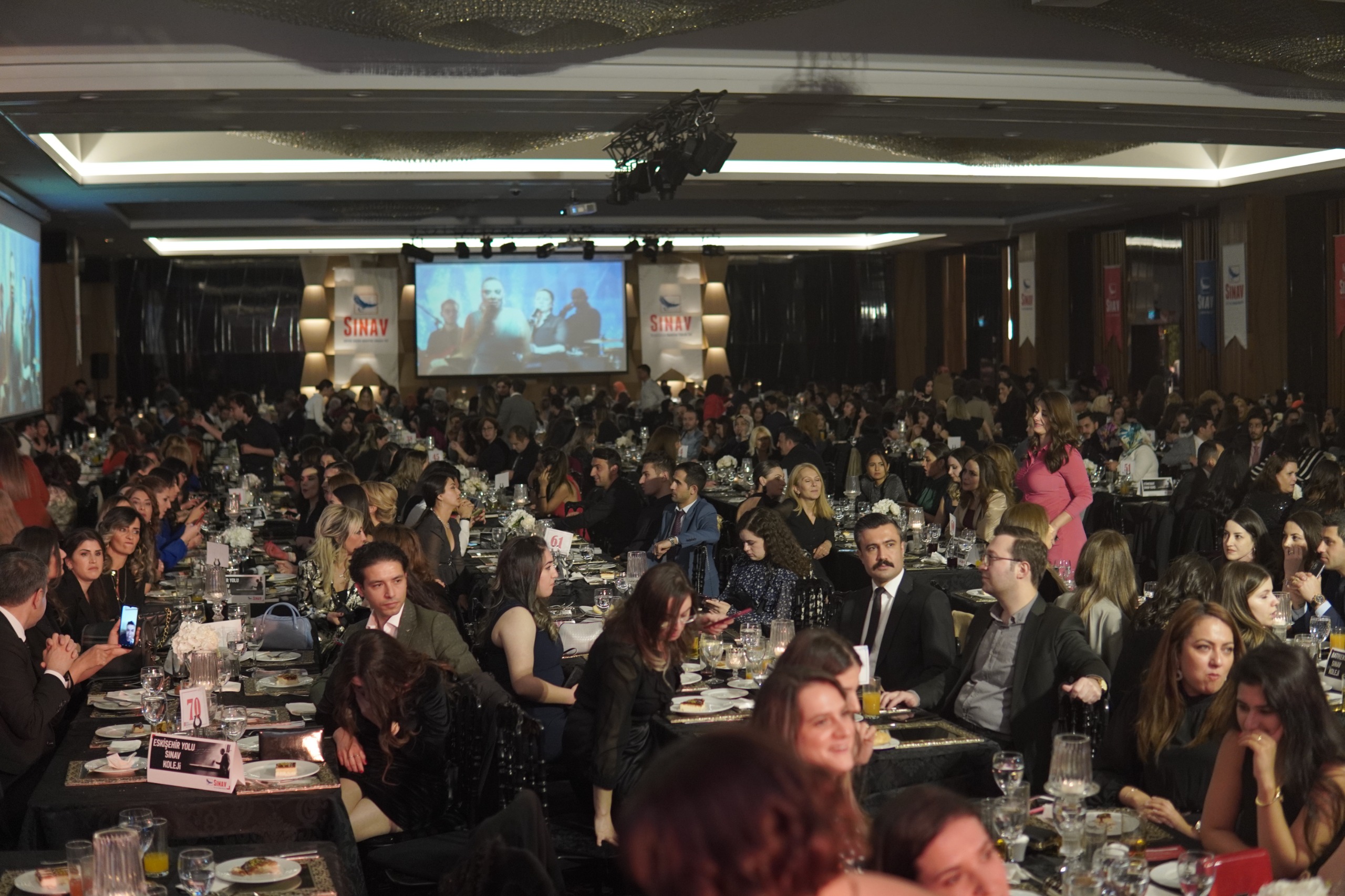 IŞIN KARACA KONSERLERİ 